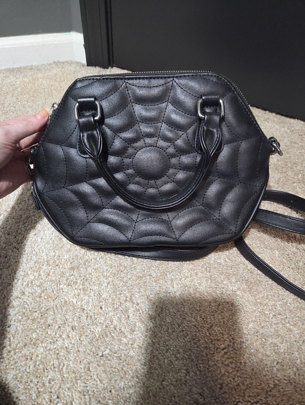 Lux de Ville Glampira Tote in Black and Red - Picture 2 of 4